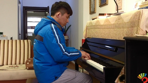 宁龙演奏《肖邦圆舞曲》视频
